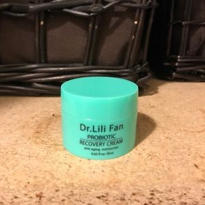 Dr. Lili Fan probiotic recovery cream